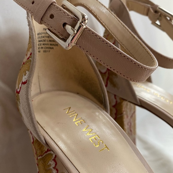 Nine West Nude heels - Picture 5 of 7